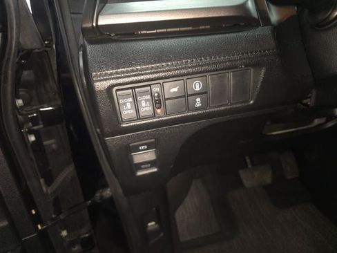 Used 2024 Honda Odyssey EX-L image 17