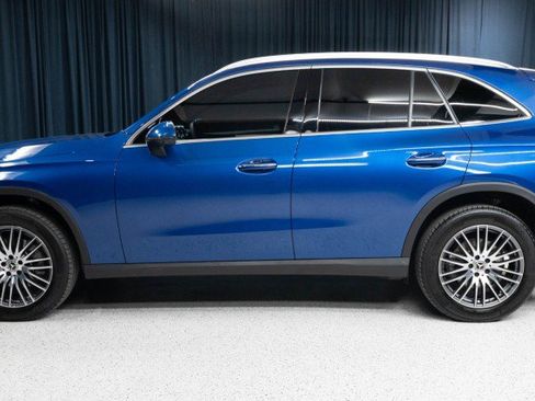 Certified 2026 Mercedes-Benz GLC 300 image 8