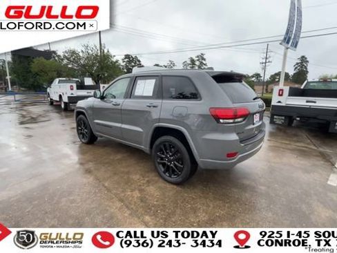 Used 2022 Jeep Grand Cherokee Laredo X AWD/4WD image 6
