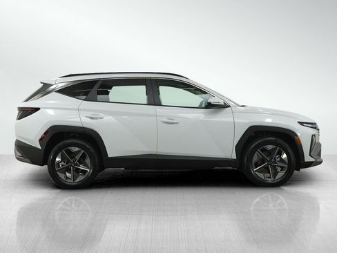 Certified 2025 Hyundai Tucson SEL AWD/4WD image 6