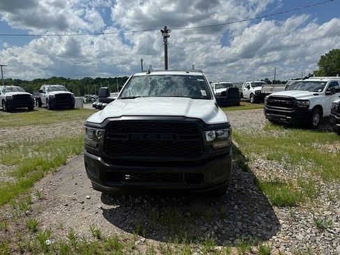 New 2024 RAM 2500 Tradesman RWD image 2