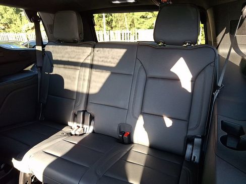 Used 2023 Chevrolet Tahoe High Country AWD/4WD image 8