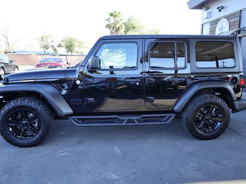 Used 2019 Jeep Wrangler Unlimited Sport AWD/4WD image 8