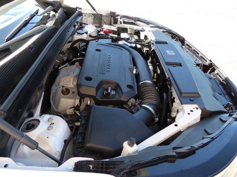 Used 2025 Buick Envision Avenir AWD/4WD image 19
