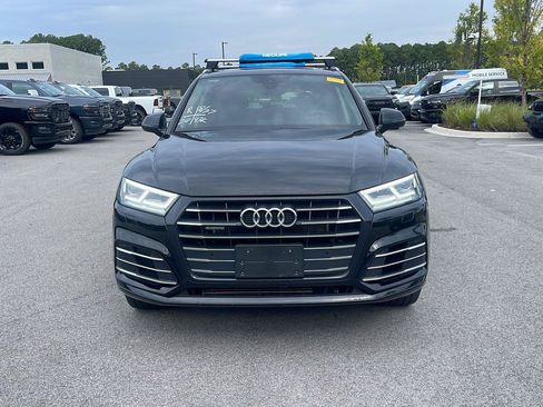 Used 2020 Audi Q5 e Premium Plus w/ Premium Plus Package AWD/4WD image 2