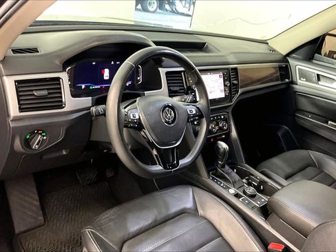 Used 2019 Volkswagen Atlas SEL Premium image 17
