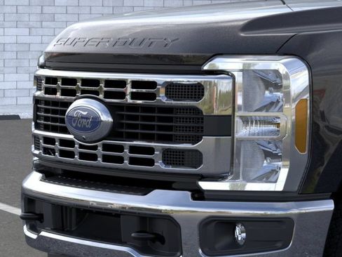New 2026 Ford F250 XLT AWD/4WD image 17