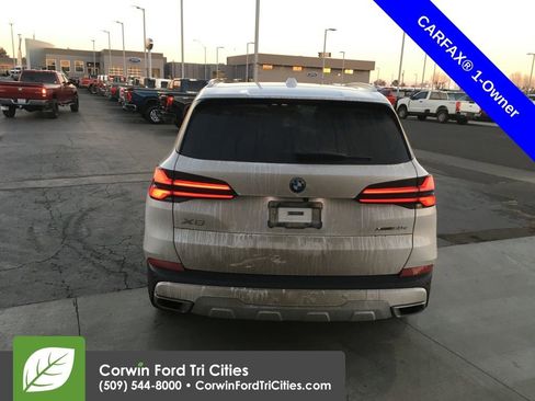 Used 2024 BMW X5 xDrive50e w/ Parking Assistance Package image 8