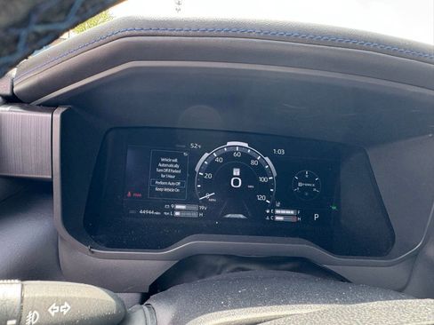 Used 2022 Toyota Tundra Platinum w/ Advanced Package image 11