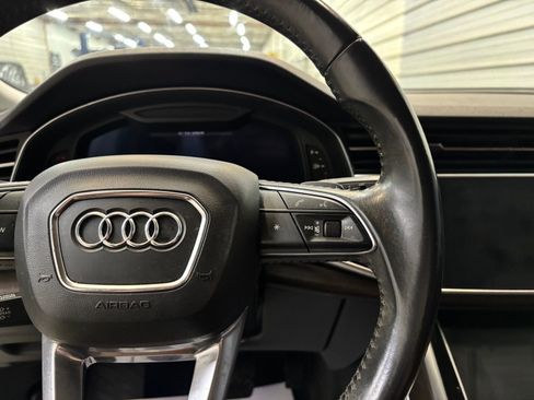 Used 2020 Audi Q8 Premium Plus image 15