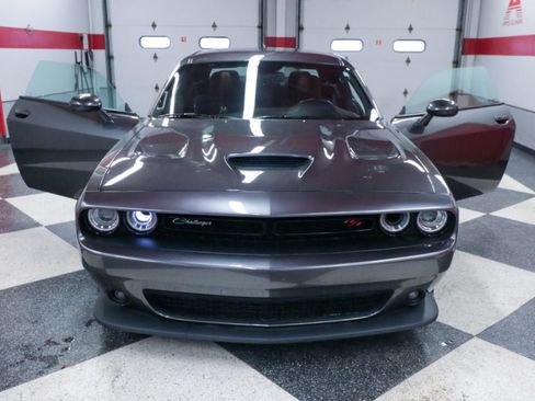 Used 2021 Dodge Challenger R/T Scat Pack RWD image 29