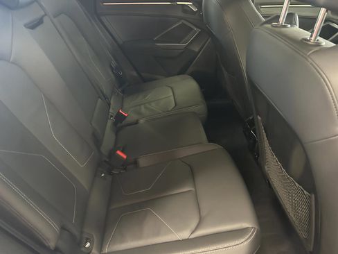 Certified 2025 Audi Q3 2.0T Premium w/ Convenience Package image 25