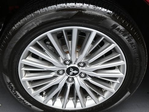 Used 2021 Mitsubishi Outlander SEL image 34