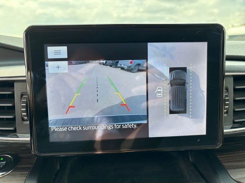 Used 2020 Ford Explorer Limited w/ Class III Trailer Tow Package image 27