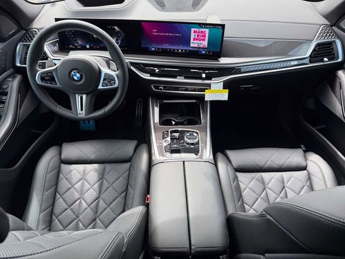 New 2026 BMW X5 M60i image 22