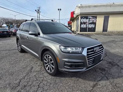 Used 2017 Audi Q7 3.0T Prestige w/ Prestige Package