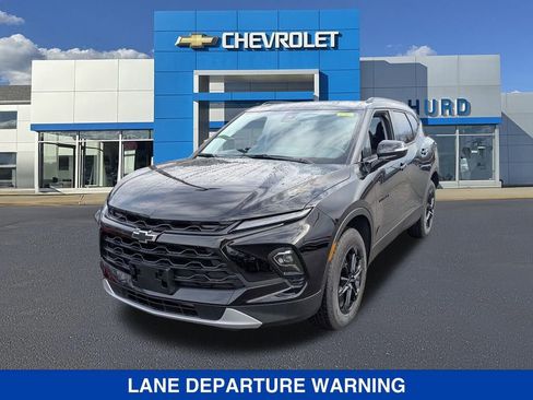 New 2026 Chevrolet Blazer LT w/ Midnight/Sport Edition image 8