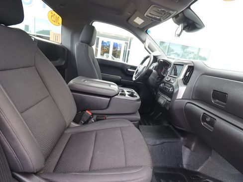 Used 2025 Chevrolet Silverado 1500 W/T RWD image 9