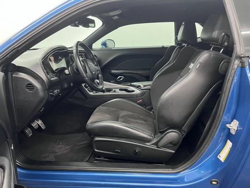 Used 2020 Dodge Challenger R/T Scat Pack w/ T/A Package RWD image 5