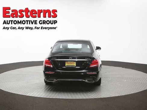 Used 2018 Mercedes-Benz E 300 4MATIC image 40