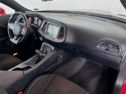 Used 2015 Dodge Challenger SRT Hellcat RWD image 31