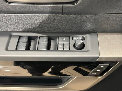 New 2026 Toyota Tundra Limited AWD/4WD image 14