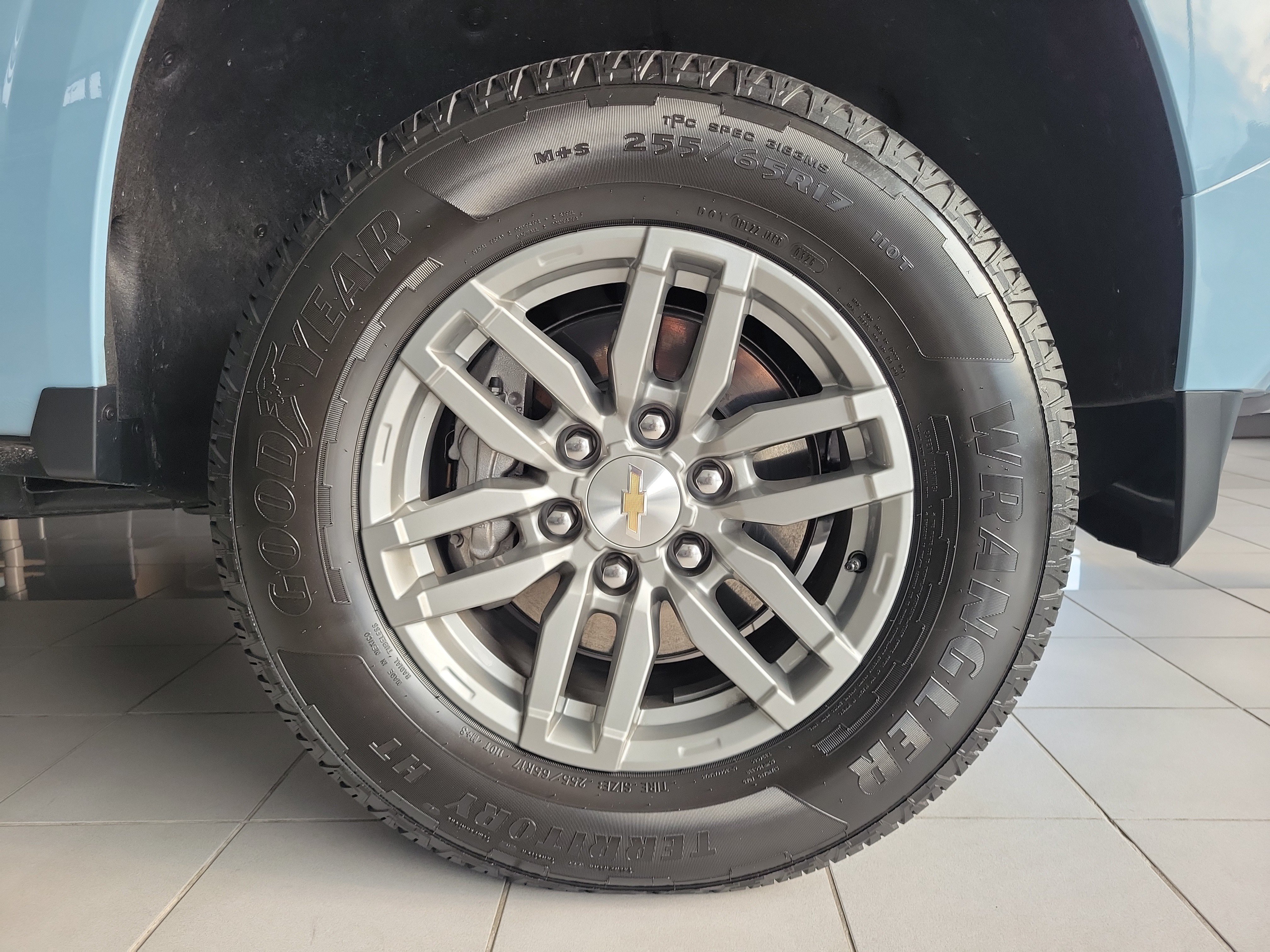 Used 2026 Chevrolet Colorado LT RWD image 5