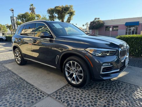 Used 2019 BMW X5 xDrive40i w/ Premium Package 2 AWD/4WD image 3