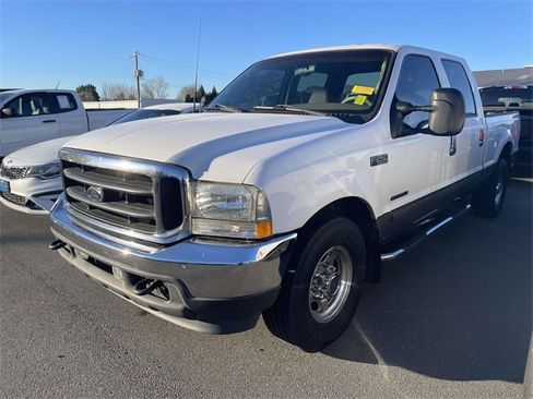 Used 2003 Ford F250 XLT image 3