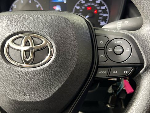 Used 2023 Toyota Corolla LE FWD image 20