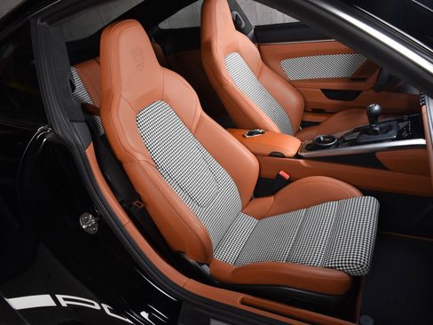 Used 2023 Porsche 911 Sport Classic image 23