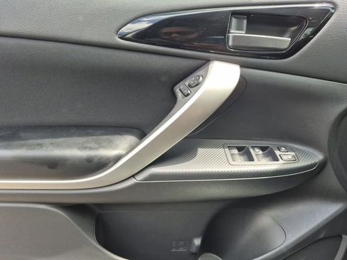 Used 2024 Mitsubishi Eclipse Cross ES image 6