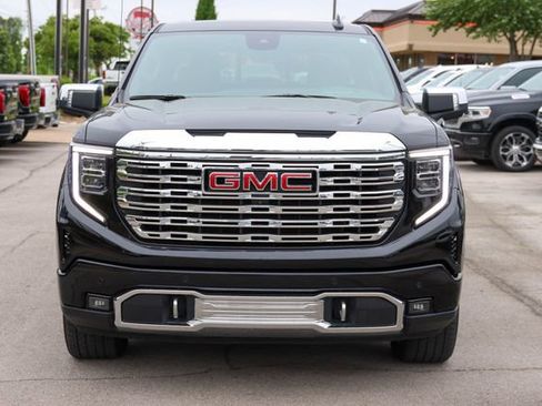 Used 2023 GMC Sierra 1500 Denali w/ Denali Reserve Package AWD/4WD image 2