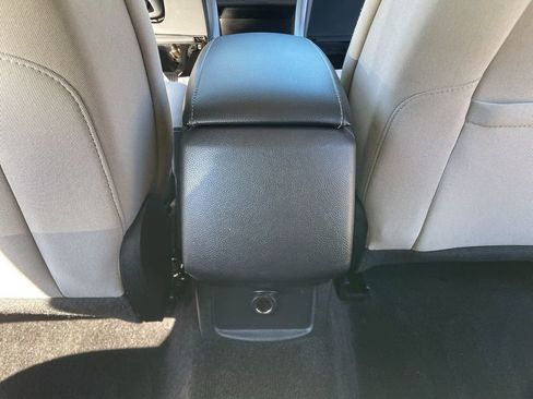 Used 2018 Ford Fusion S image 26