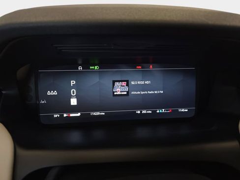 Used 2025 Land Rover Discovery Sport S AWD/4WD image 22