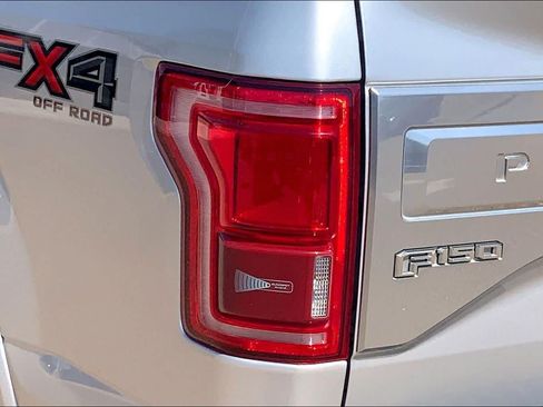 Used 2017 Ford F150 Platinum w/ Equipment Group 701A Luxury AWD/4WD image 27