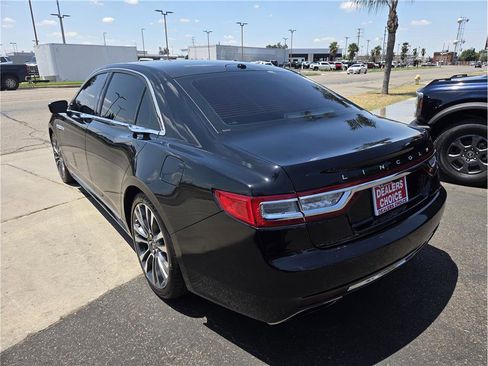 Used 2017 Lincoln Continental Reserve FWD image 7