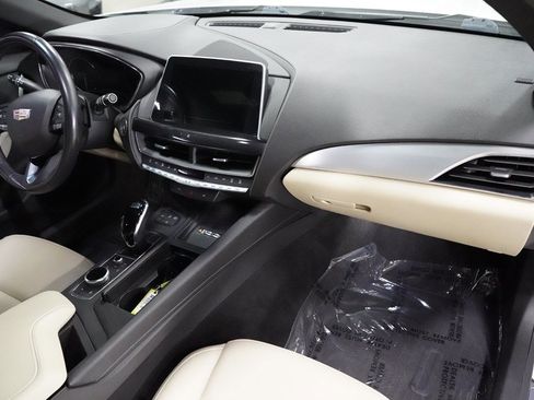 Used 2024 Cadillac CT5 Luxury RWD image 25