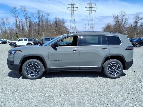 New 2026 Jeep Cherokee Laredo AWD/4WD image 2