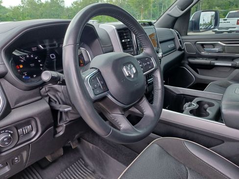 Used 2023 RAM 1500 Laramie AWD/4WD image 14