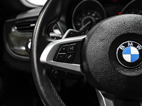 Used 2016 BMW Z4 sDrive28i w/ Technology Package RWD image 18