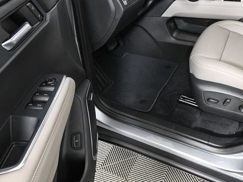 New 2026 GMC Acadia Elevation w/ Elevation Premium Package image 8