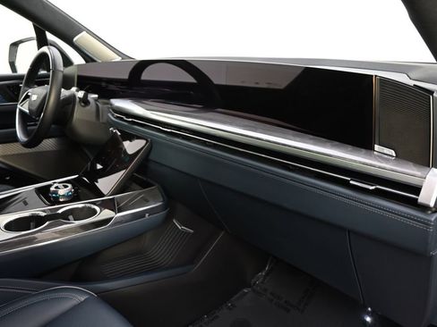 New 2025 Cadillac Escalade IQ Sport 2 AWD/4WD image 15