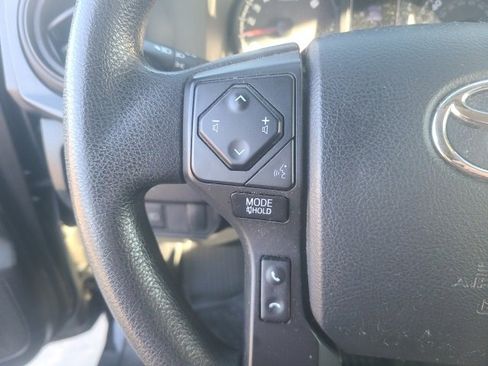 Used 2020 Toyota Tacoma SR image 20