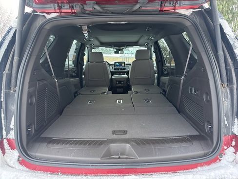 Used 2023 Chevrolet Tahoe LT w/ Luxury Package image 27