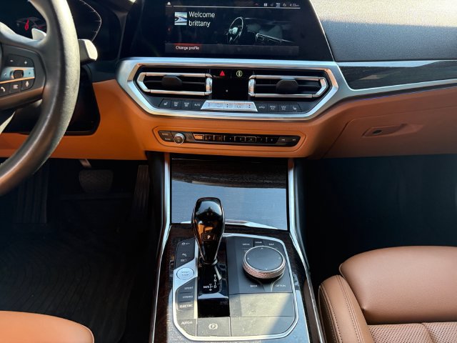 Used 2022 BMW 330e xDrive w/ Premium Package AWD/4WD image 11