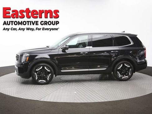 Used 2025 Kia Telluride S AWD/4WD image 59
