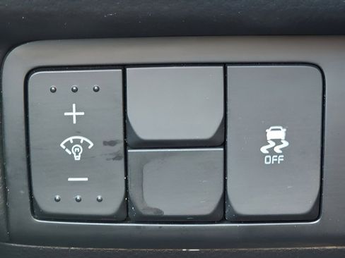 Used 2017 Kia Soul + image 17