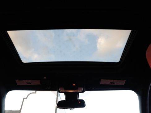 Used 2017 BMW 340i xDrive Sedan image 28