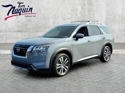 Used 2025 Nissan Pathfinder Platinum w/ Cargo Package
